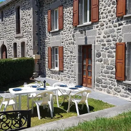 Holiday home Lodge-sagne Ferme Renovee Au Coeur Du Cantal A Proximite De La Station De Du Lioran *